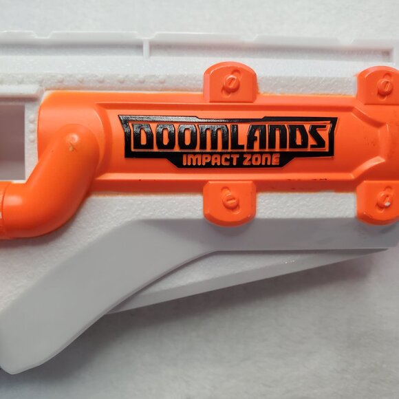 NERF Doomlands Longarm Gun Dart Blaster Includes 5 Darts - Picture 5 of 6